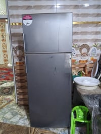 ثلاجة كبيرة • نضيفه • بعقوبة التحرير