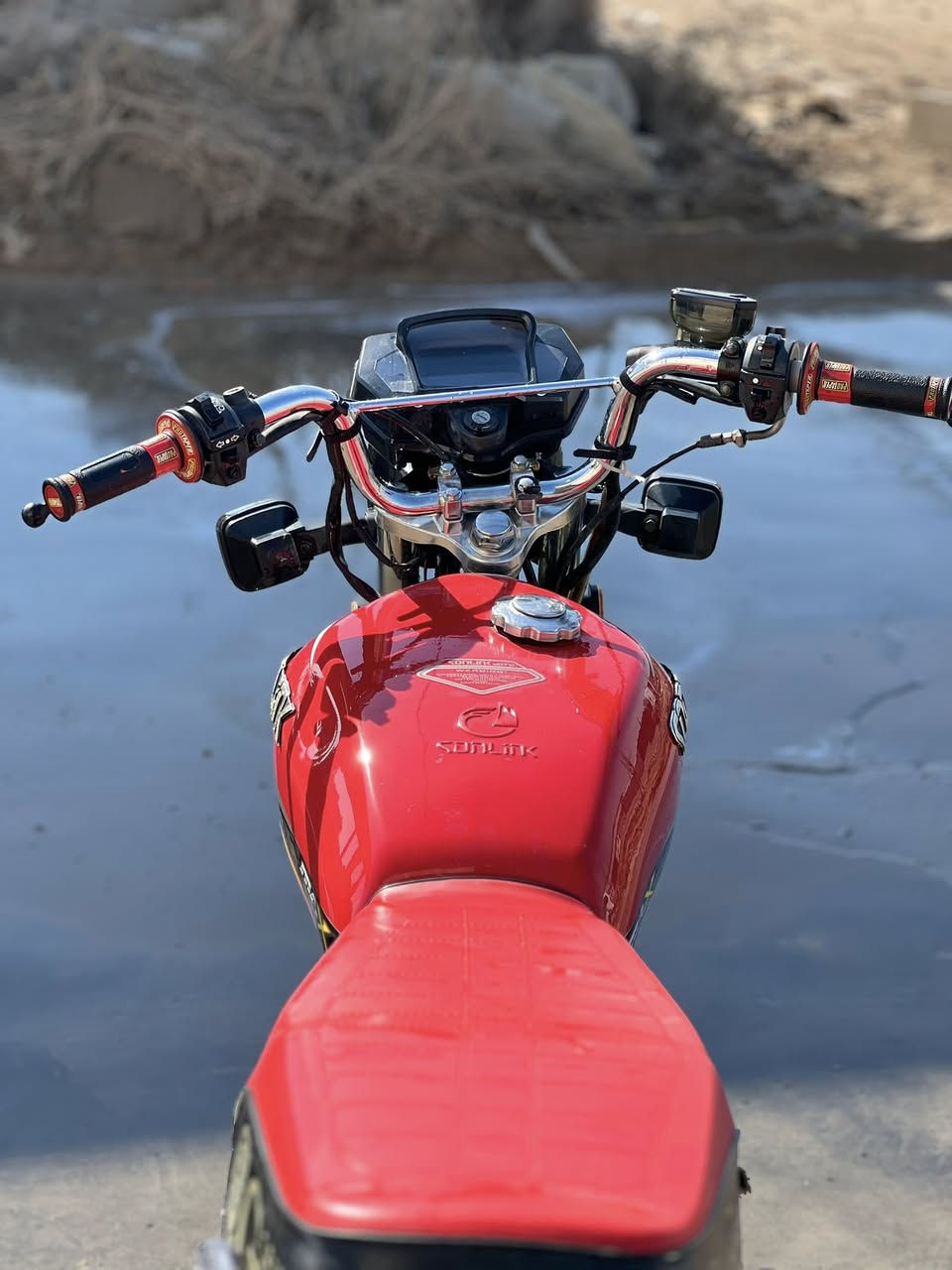 السلام عليكم شباب دراجه سيفان سولنك موديل23كامله مابيه نقص مكاني ديالى بعقوبه الصناعه الثالثه رقمي لتواصل***********
