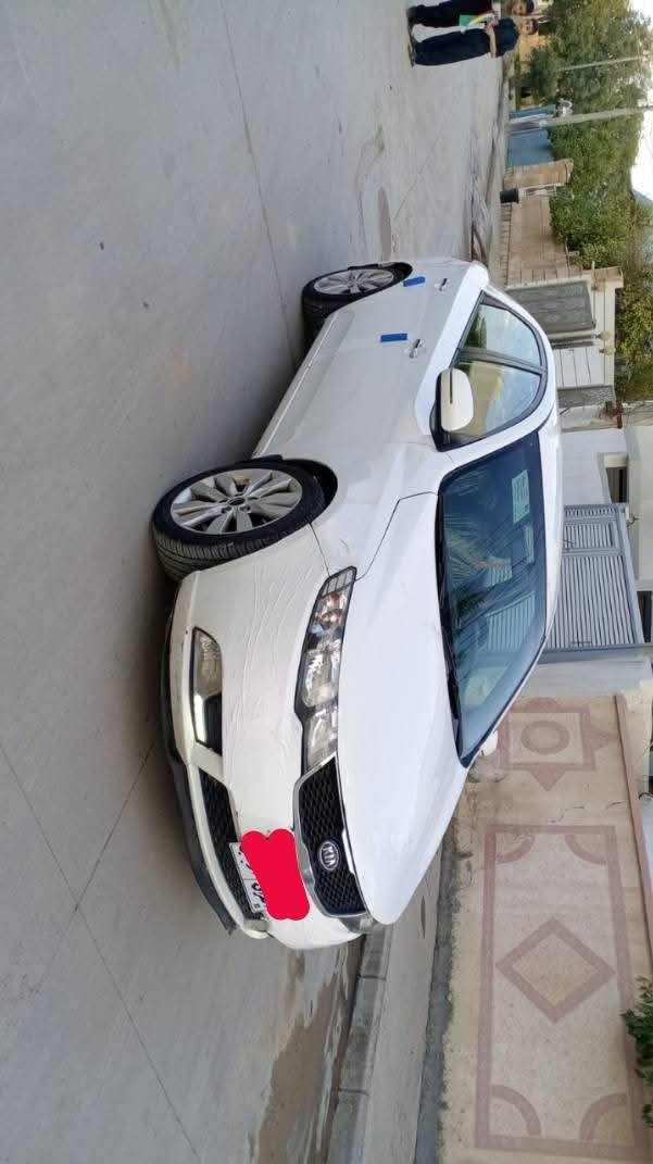 سلام عليكم
كيا سيراتو خليجي للبيع موديل ٢٠١٣ محرك ١٦٠٠ ما مفتوح كفاله كير ومحرك ماشيه ١١٠ الف كيلو متر
السعر ١١٠
***********
