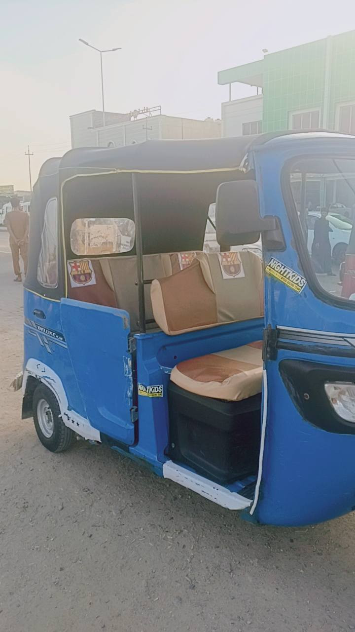 سلام عليكم تكتك للبيع موديل 22 اوراق اصوليه السعر 6 وربع وبيها مجال المحرك مجفت والبدي شوف العين الرقم *********** أنا مكلف النشر
