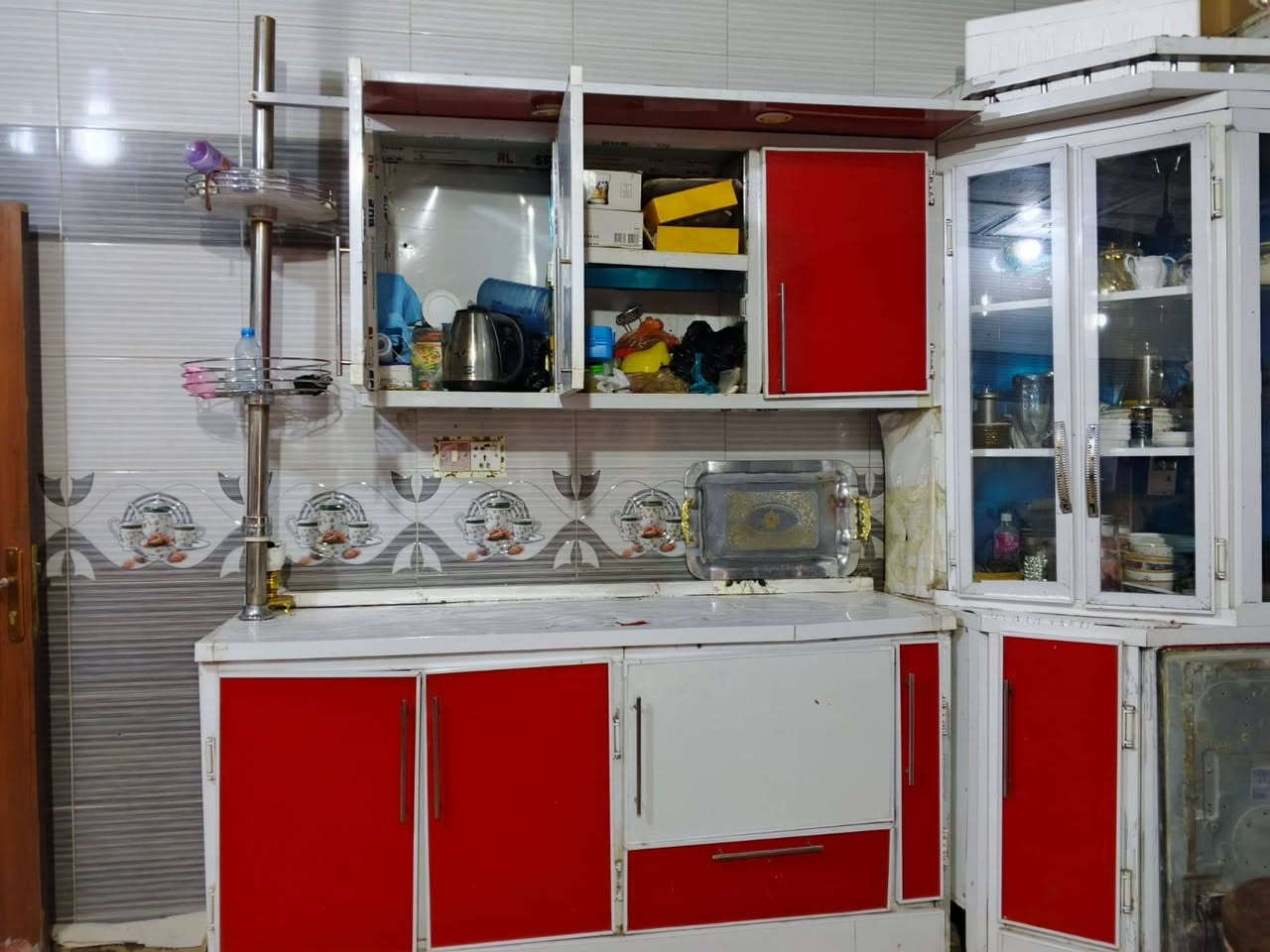 للبيع كاونتر وسنك للبيع السعر 200 تواصل على هذا الرقم *********** النجف, العراق
