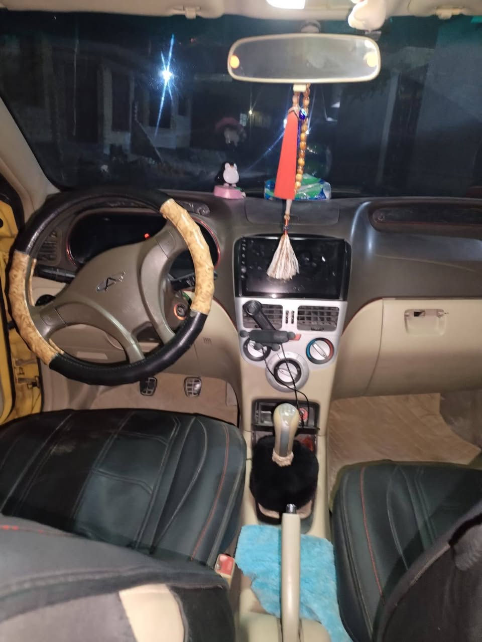 للبيع شيري فلاوين موديل 12 بيها صبغ احزام  سياره حلو نضيفا غرفتها نضيفه بيها تبخير بس متنقص سنويتها صاقطه السعر 32. رقم الموبايل *********** العنوان حله الجنابين
