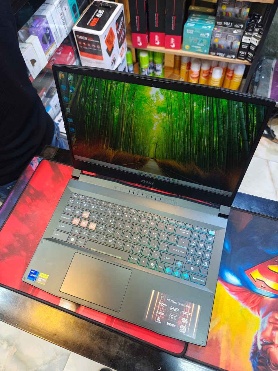 Msi katana
مستخدم قيل وكالة مع كامل ملحقات
MSI KATANA 15 HX B14W
CI7-14650HX RAM 
16G DDR5 5600 
HARD 512G SSD NVME
GPU RTX 5050 8G 15.6 FHD 144HZ KEYBOARD RGB
مليون و500 مع ضمان شهر


**إذا كنت صاحب هذا الإعلان وتريد حذفه لأي سبب، رجاءا أرسل رسالة إلى الدعم الفني**