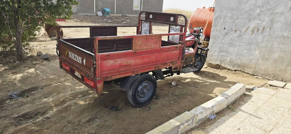 مكلف بنشر      ستوته موديل 2014 شاصيه مكفول ستوته خير من ألله البدي مكفول ستوته باب أول أوراقه كامله كل نقص مابيه السعر 1600 وبيه مجال  العنوان ميسان البتيره النواضم  رقم راعي ستوته ***********
