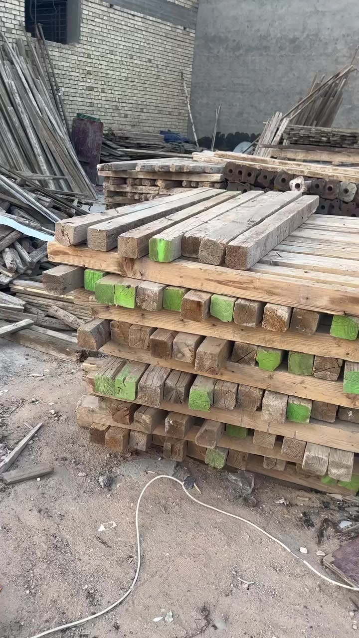 مكعبين سير ٤في ٤ب٣٥٠المتر  كربلاء حي الميلاد ***********طول ١٣٠سم
