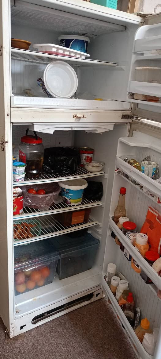 للبيع ثلاجه نوع كونكورد حجم 22كبيره كلش
تجميد وشغاله سعرها 150,مع مجال


**إذا كنت صاحب هذا الإعلان وتريد حذفه لأي سبب، رجاءا أرسل رسالة إلى الدعم الفني**