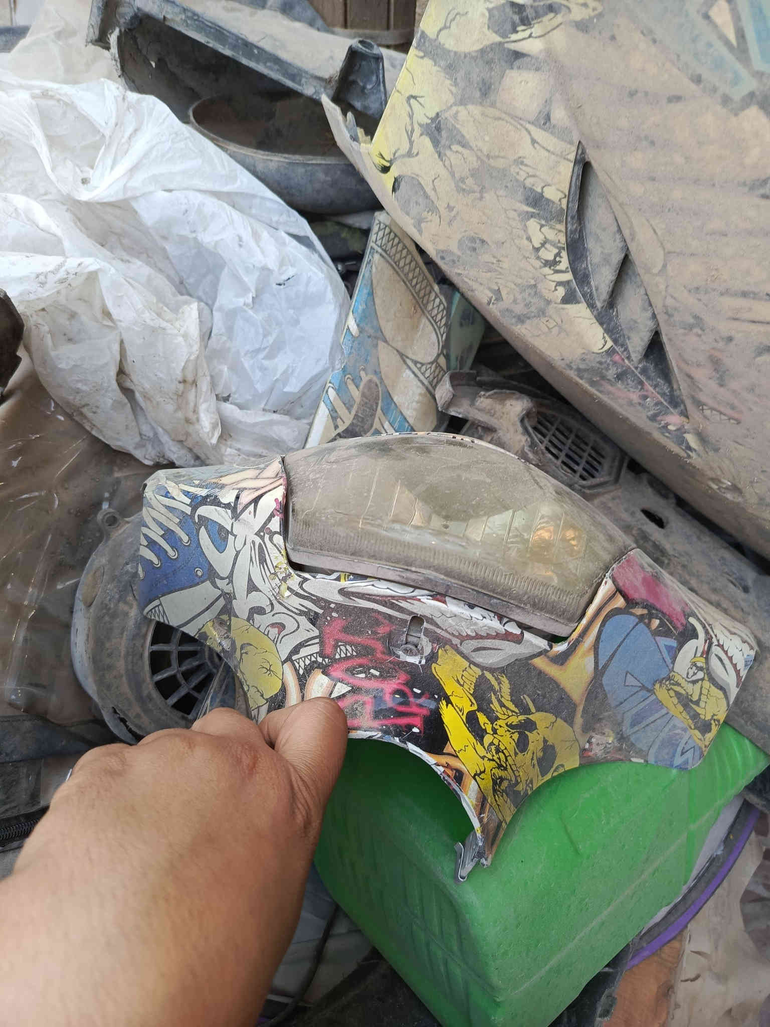 السلام عليكم دراجه ماكس مضلع صيني ابيع كوم حديد السعر 100الف العنوان نجف 📞*********** غراضه موجوده
