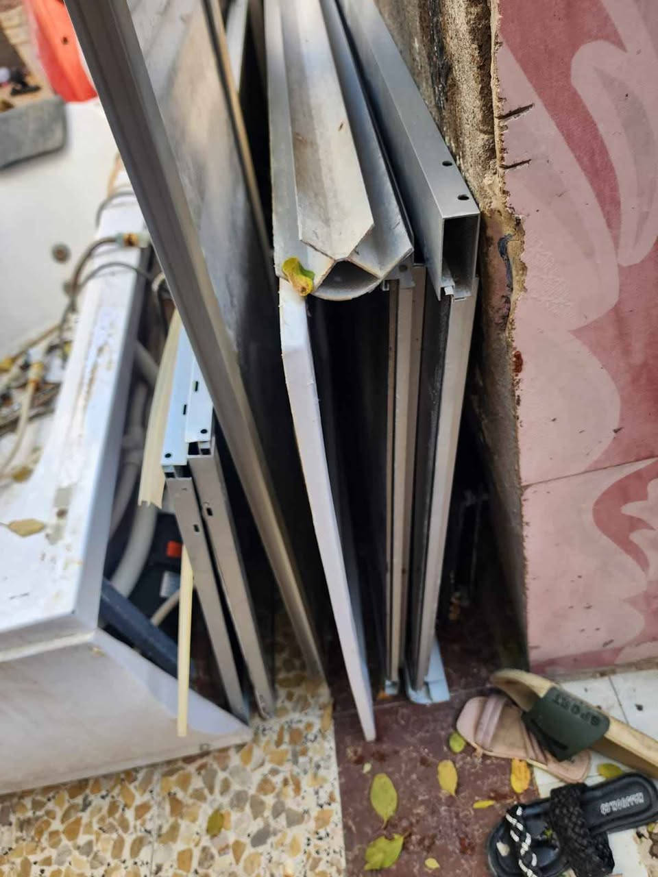 جاكوزي استحمام كهربائي مع ملحقات  للاستفسار اتصال أو مراسله واتساب 
*********** البصرة, العراق
