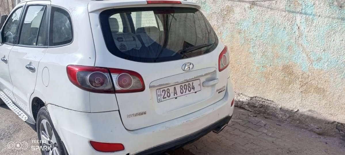 السلام عليكم سياره سنتافي مويل 12للبيع مال موضف ما متعوبه بيها ضربه جاملغ ايمن امامي واصل الشاصي بس مو كلش قويه وطخه جاملغ خلفي فقط الباقي مكفول محرك وكير وحداديه جدد تخم تاير جديد منضومه تبريد وراديتر ماء كله جديد شاشه مسجل سستم كامل
مواصفاته.. داخل لونين
تحكم ستيرن محرك 6 سلندر... 7 راكب
مكان السياره نجف ورقمها نجف ومالكه بالكوفه بميسان ثاني يوم يداورلك نضيفه كلش وماعايزه شي السعر 135
***********
