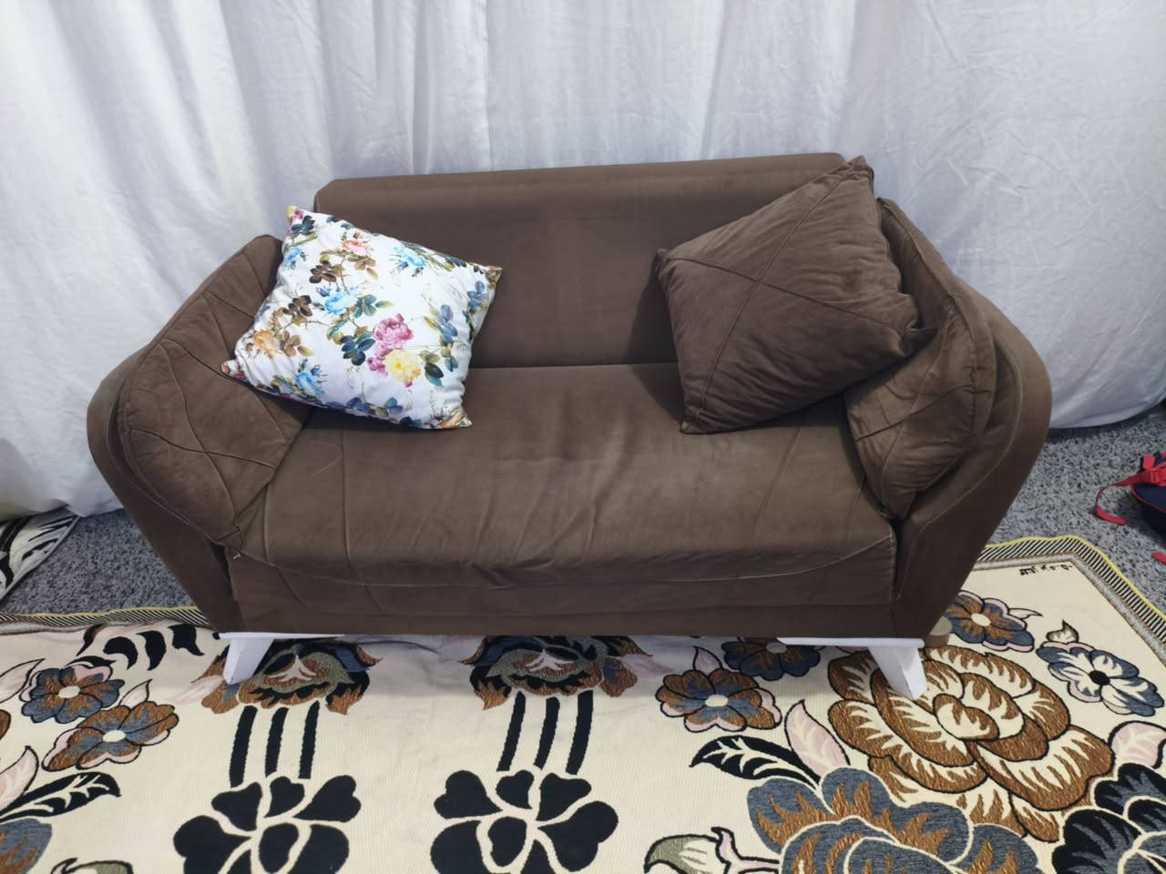 متاح قنفات تركي اصل لونين ٣٥٠ وبيهن مجال***********
