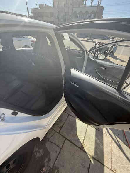 ⚜️♦️️تويوتا  كورلا هايبرد
2024
شكل S

         

المواصفات 👇

🔵كرسي كهرباء

🔵محرك 1.8 لتر VVT هايبرد

🔵كير بوكس اوتوماتيك 6 سرع 

🔵دخول ذكي و تشغيل ( بصمة ) 

🔵شاشة apple car play and android auto

🔵كامرة خلفية 

🔴رادار تحديد مسار ومانع تصادم ‼️

🔵 دشبول ديجتال 

🔵تبريد قطعتين 

🔵 فتحة سقف ( سلايد روف )

🔵 لايت أمامي وبروجكتر  LED ‼️

🔵 بك لايت LED‼️

🔵 تحكم ستيرين 

🔵 اوتو لايت

🔵 اوتو هولد

🔵 نظام ABS 

🔵هاند بريك كهرباء 

🔵نظام التحكم بالانارة الخارجية

🟠مقاعد جلد برتقالي

🔵 اشاير بالمري

🔵حساس ضغط الاطارات

🔵 وضعيات قيادة 

🔵مانع انزلاق

 

💳🪙السعر  (148)

بيها مجال بسيط

مكاني بغداد 

للاستفسار(‭***********
