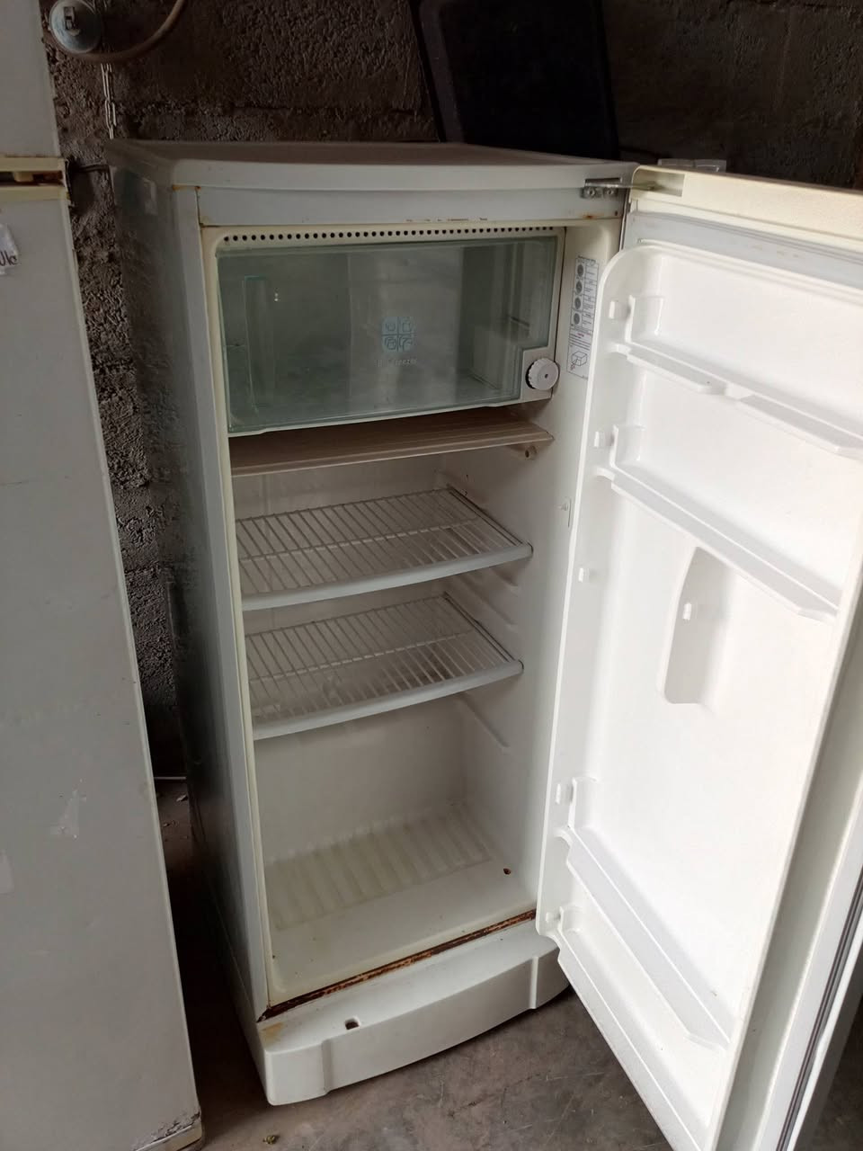 ثلاجه شغاله شرط ضمان لمده شهر مطور بلادي سعر 80 وبي مجال


**إذا كنت صاحب هذا الإعلان وتريد حذفه لأي سبب، رجاءا أرسل رسالة إلى الدعم الفني**