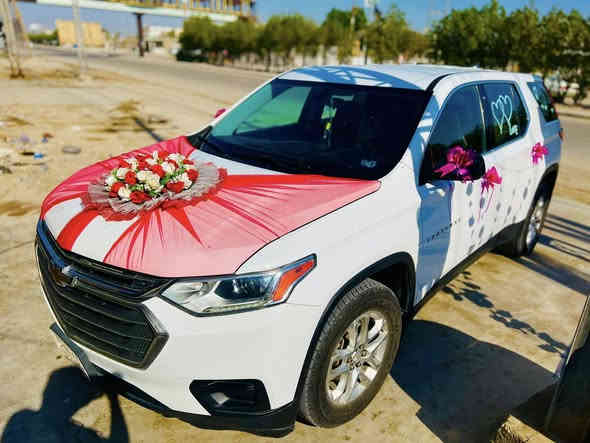 تزيين سيارات بدون لاصق 
القرنه شارع النهيرات العام قرب جسر المشاة
***********
