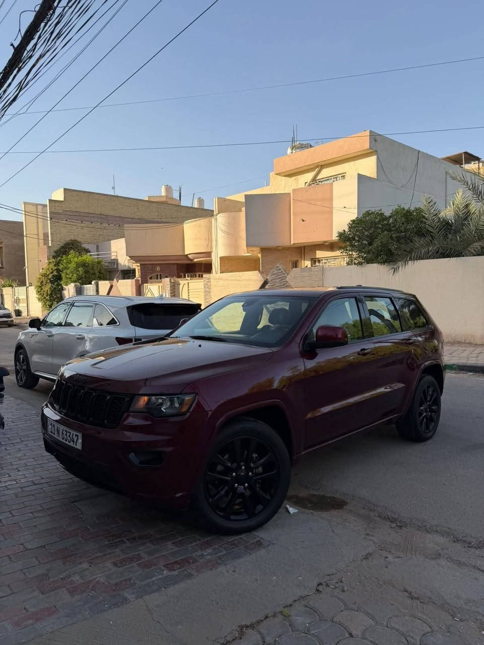 سلام عليكم
جيب بلاك توب 2018 للبيع سعر 215 
اقل فول شويه 
مكان سياره كربلاء 
ماشيه 110mi
رقم بغداد نكليزي 
سياره بيها 3 قطع بدون ايرباك 
ستفسار ***********
