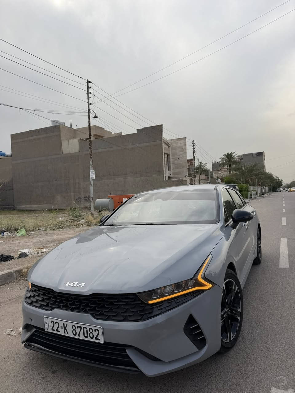 السلام عليكم 
موديل K5 2022 جيتي لاين
سياره ماشيه 49 الف كيلو مو ميل
مواصفات جيتي لاين معروفه فول ماعدى بانوراما
محرك 1600 تيربو
لون سمنتي مميز
حادث سياره صندوق فقط + بارد بل بنيد 
ايرباك سياره سليم وصبغ قطعه واحده فقط
رقم اربيل بـ اسمي تحويل ثانيوم
السعر:169$ وبيه مجال جداً بسيط
مكان سياره بغداد البنوك
***********
