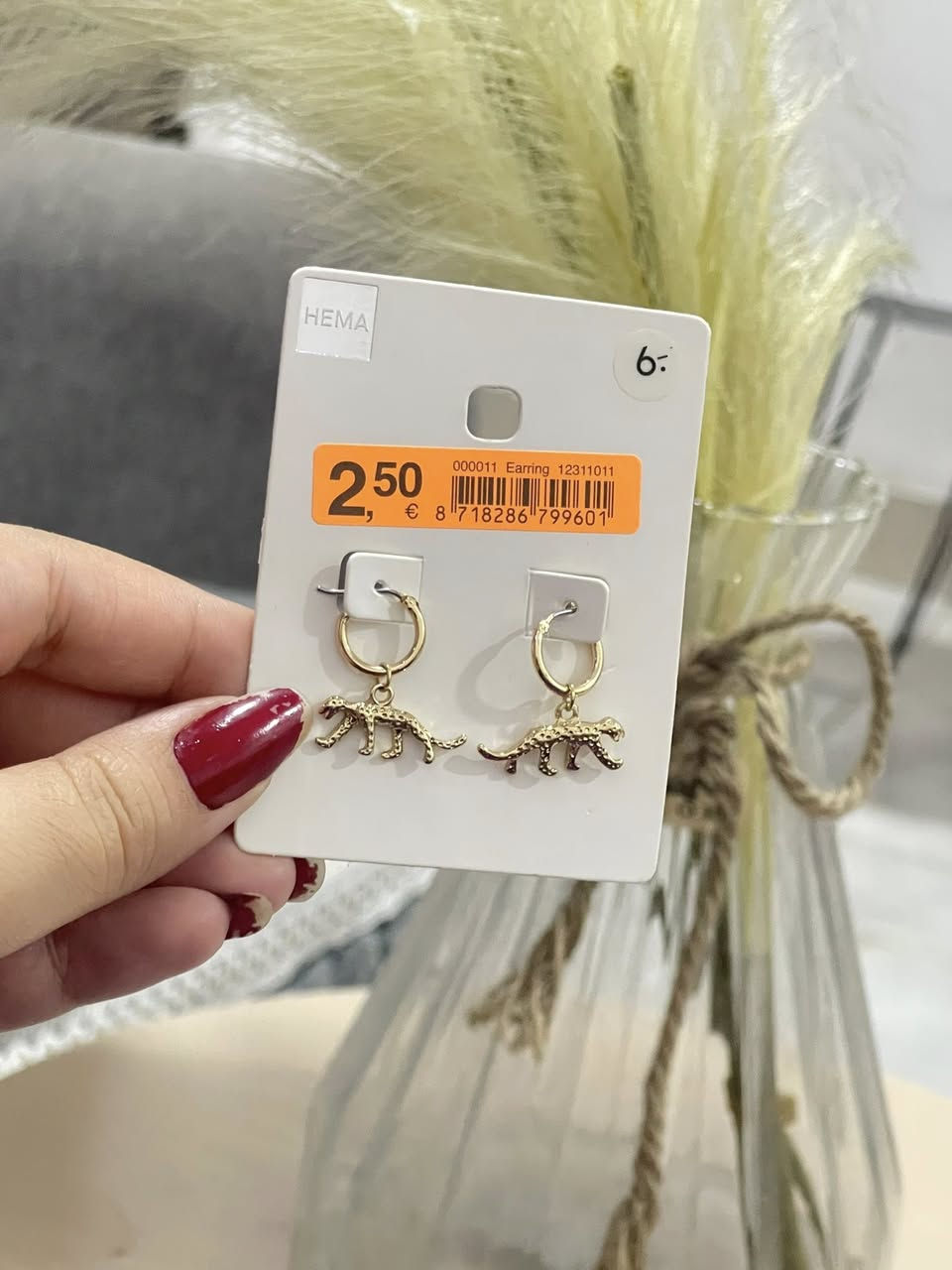 اكسسوارات اوربي طلاء ثابت سعر الكارت (الف فقط )..توصيل كل المحافظات 5 الف @إشارة


**إذا كنت صاحب هذا الإعلان وتريد حذفه لأي سبب، رجاءا أرسل رسالة إلى الدعم الفني**