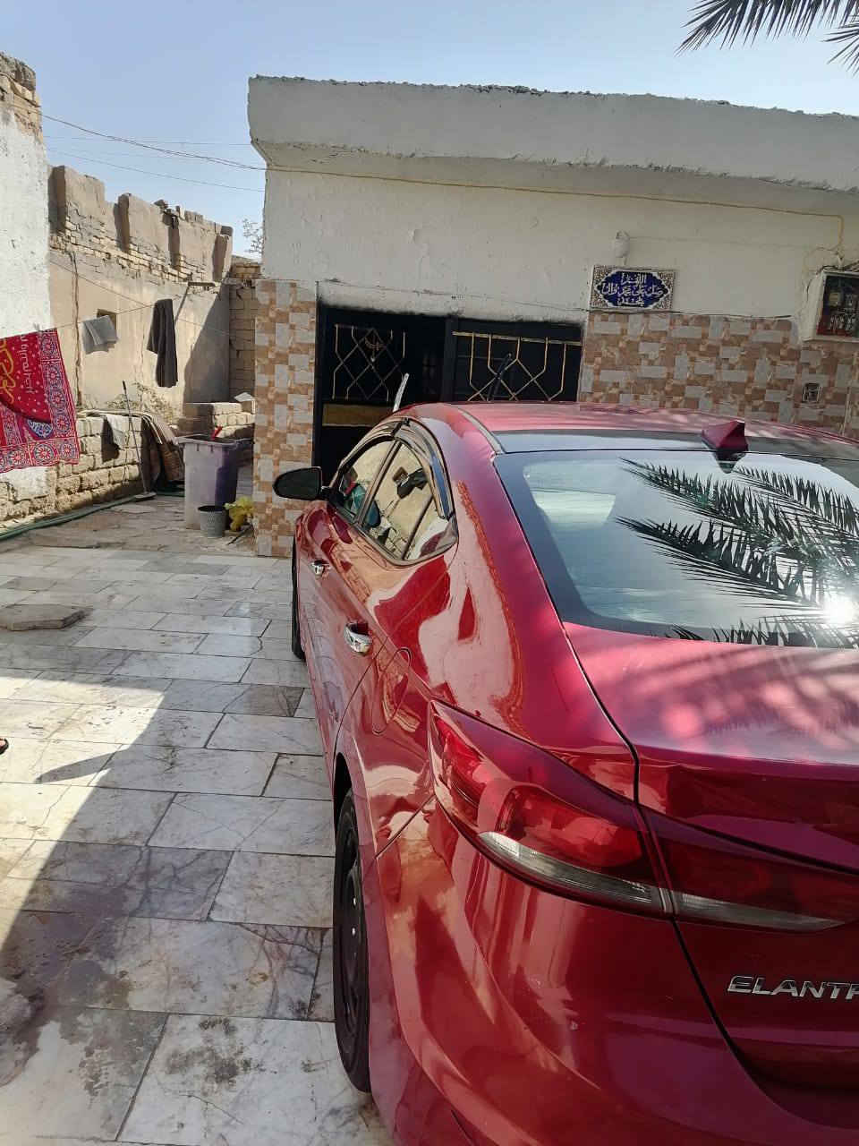 الانتره 17 وارد أمريكي بيها تبديل جاملغ وبنيد سياره بصمه فول ما عدا الفتحه سياره جاهزه محرك وكير وحداديه وتبريد شرط أحلى من الصور 
مكنها ناصرية مركز 
سعرها 110 وبيها مجال
***********
