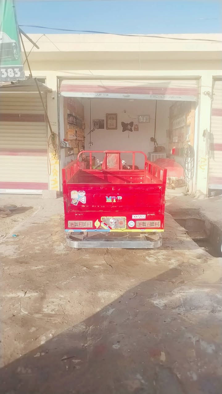 سلام عليكم ستوته لبيع رقم اسود مكاني دوانيه غماس واحد 700وبيه مجال حك جيه ***********
