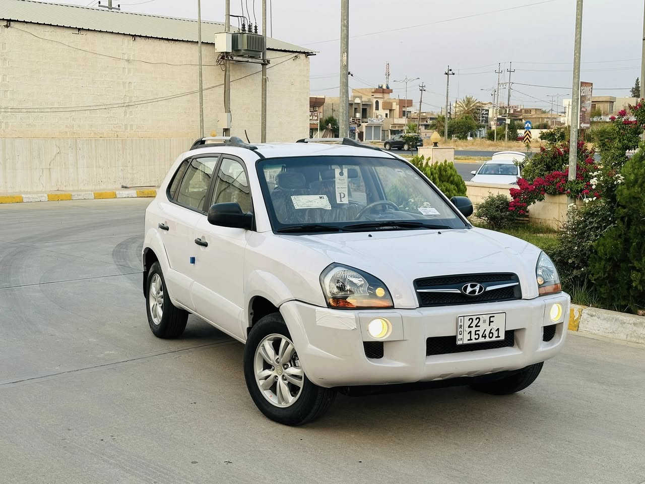 توكسون موديل 2010 خليجي مواصفات ABS ايرباك حساس خلفي شاشة كاميرا زينكة سنوية هزة كلها 2030 سيارة كلين بدون صبغ بس بي شر بارد باقي مكفول كفالة دفتر بنزين موجود سعرها ١١٧ بي مجال بسيط عنواني كركوك 
اسيا   :    ***********
كورك : ***********
