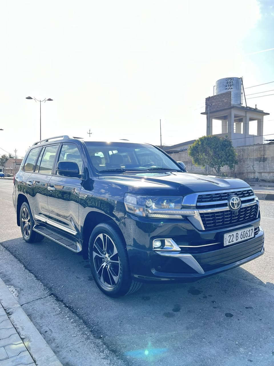 Toyota Land Cruiser 2017
***********
***********
تويوتا لاندكروز ٢٠١٧ 
لاندكروز خليجي ماشيه ٩٠ الف كم زيرو اربيل سياره نضيفه و بدون اي نواقص ٣٦٠ درجه كاميره السياره بيها شبرين تعديل بس. رقم جديد و السنويه جديده ثاني يوم تحويل سعر ٥١٠ ورقه و بيها مجال
