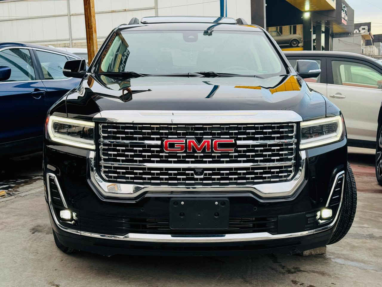 𝐆𝐌𝐂 𝐀𝐂𝐀𝐃𝐈𝐀-𝐃𝐄𝐍𝐀𝐋𝐈.

جي ام سي اكاديا (DENALI.)موديل : 2022

اللوان : اسود

عدد المقاعد ( 7 )
حجم المحرك : V6 3.6L
ماشية ٤٣الف فقط 
ملاحظة السيارة : فقط شويه من باب خلفي صبخ

بدون دواخل بدون ارباكات 

المواصفات : 𝐃𝐄𝐍𝐀𝐋𝐈.

فول فول مواصفات 1/1

دةبل اكسل AWD
فتحة سقف بانورما
داتاشو
شاشة الكتروني 
بصمة ابواب
بصمة تشغيل 
تشغيل عن بعد (𝐑𝐞𝐦𝐨𝐭𝐞 𝐒𝐭𝐚𝐫𝐭)
هاند بريك بصمة 
شحن وايرليس 
صندوق شفط كهربائي 
شاشة دشبول ديجيتال
سستم سماعات (𝐁𝐨𝐬𝐞)
كاميرة °360
كاميرة امامي 
كاميرة جانبي
كاميرة خلفي
اوتو ستارت (𝐀𝐮𝐭𝐨 𝐒𝐭𝐚𝐫𝐝)
اوتو ستوب (𝐀𝐮𝐭𝐨 𝐒𝐭𝐨𝐩)
رادار °360
رادار امامي (تحديد مسار)
رادار جانبي  (نقاط عمياء)
رادار خلفي (التحذير من الاصطدام)
حساسات  °360
حساسات امامي
حساسات جانبي 
حساسات خلفي 
كشنات (𝐕𝐢𝐩)
كشنات جلد 
كشنات كهربائي
كشنات خزن+ميموري 
كشنات تبريد
كشنات هيتر
تحكم ستيرن
ستيرن هيتر
تبريد لمس
تبريد مركزي 
لايتات ليد وعدسة زينون بيلادي
بلوجكترات 𝐋𝐄𝐃 بيلادي
بكلايتات 𝐋𝐄𝐃 بيلادي
ويل كروم

وبعد هواية مواصفات …
***********
