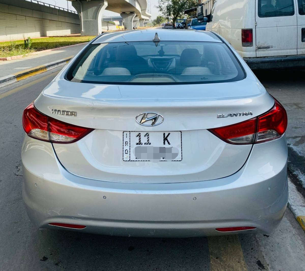 السلام عليكم للبيع هونداي النترا خليجي موديل ٢٠١٢ رقم بغداد دولي الجديد محرك ١٦٠٠ دوش
سلايت روف
ويل كب
السيارة مكفوله كير محرك صدر امامي وخلفي اطارات بيه صبغ قليل باب الخلفي السعر ١٠٨ بيه مجال بسيط للاتصال *********** مكاني بغداد جانب الكرخ
