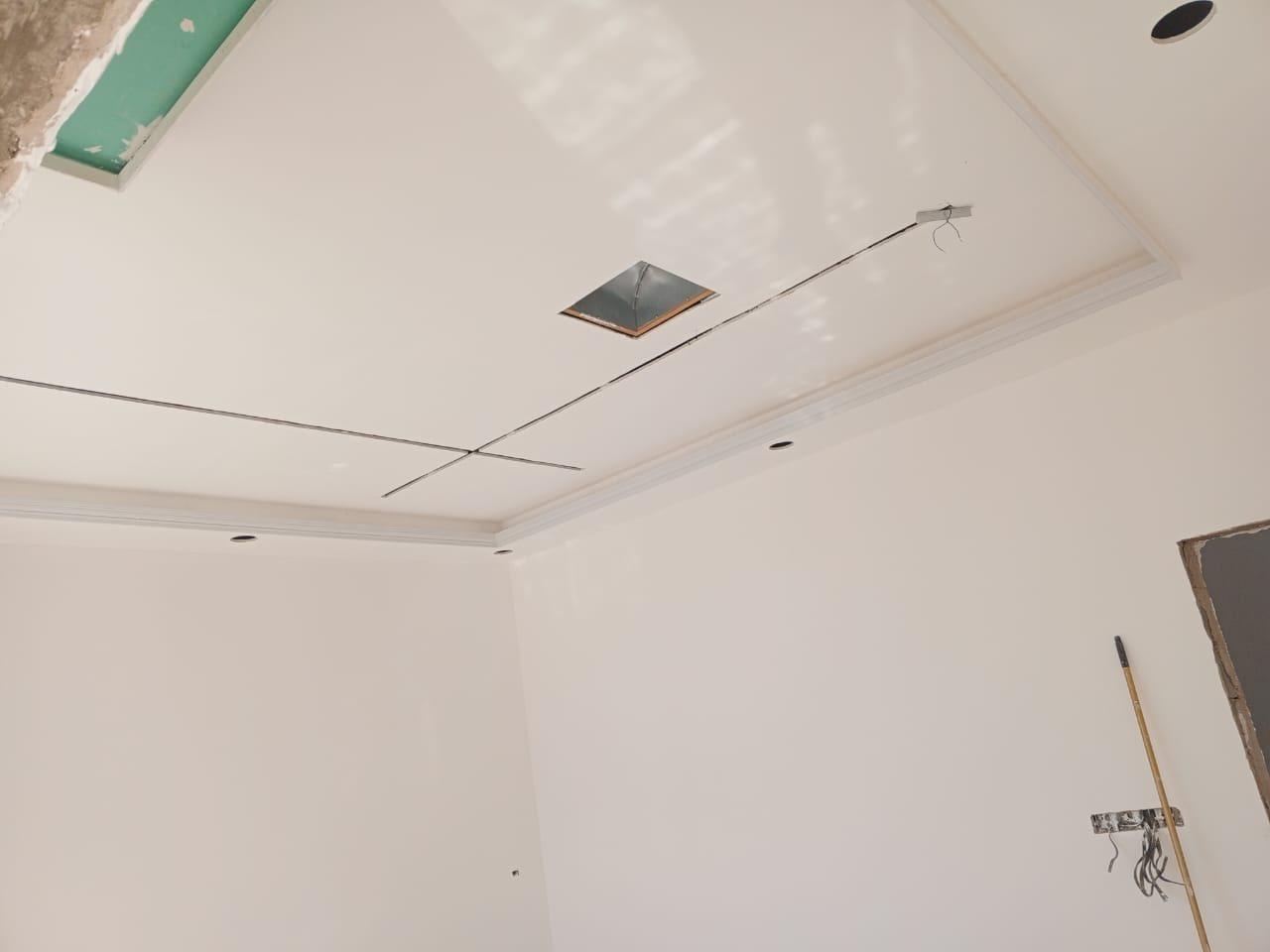 � حلمك ببيت العمر صار أقرب مما تتصور!
إذا تفكر تبني بيتك أو فيلا بمواصفات حديثة وجودة عالية، إحنا نوفرلك الحل الكامل من الفكرة إلى التسليم.

🔹 تصميم حديث حسب رغبتك

🔹 تنفيذ بإشراف مهندسين مختصين

🔹 مواد بناء عالية الجودة

🔹 التزام بالمواعيد والدقة بالعمل

نحن نؤمن أن البيت مو مجرد جدران… البيت هو راحة وأمان لعائلتك ❤️

سواء كان مشروعك:

✔ بيت سكني

✔ فيلا حديثة

✔ إضافة أو ترميم

✔ أعمال هيكل أو تشطيب كامل

فريقنا جاهز يخدمك ويحقق رؤيتك بأفضل جودة وسعر مناسب.

- للاستفسار والحجز 

زورنا في مكاتبنا 

الفرع الاول-ديالى-قضاء المنصوريه-دلي عباس

الفرع الثاني-ديالى-بعقوبه-حولي التحرير

 او مراسلة صفحتنا الرسميه  عبر الفيسبوك 

او اتصل بنا عبّر مكتب الامير للعقار***********

***********

خلّي حلم بيتك يصير حقيقة مع خبرتنا في البناء

(اليوم وعلى بركة الله ننشر لكم جزء من أعمالنا المستمره  ومن الله التوفيق 🤲)
