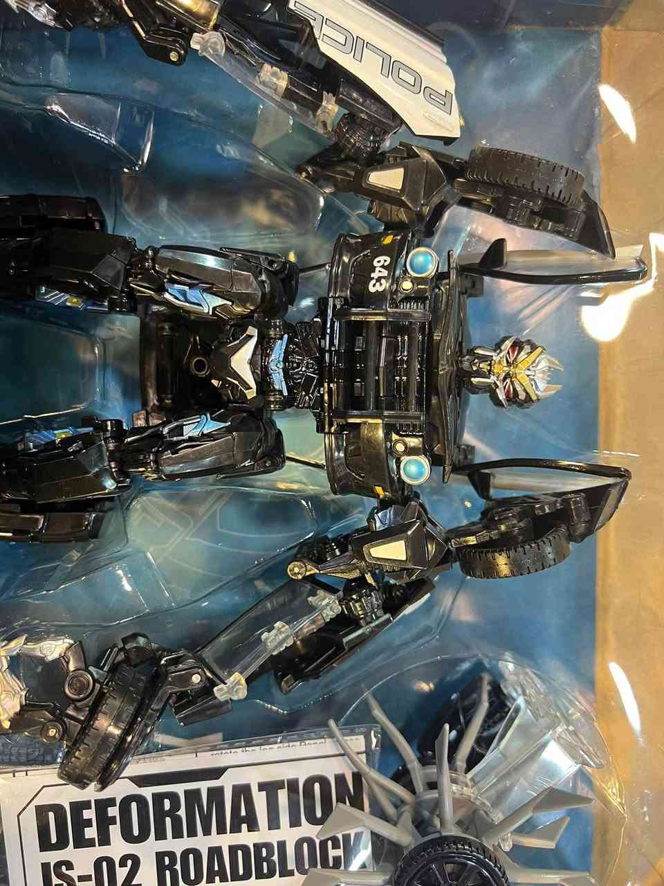 شخصية "باريكيد" (Barricade) من سلسلة ترانسفورمرز
متوفر للبيع جديد السعر خاص
متوفر توصيل لجميع محافظات العراق


**إذا كنت صاحب هذا الإعلان وتريد حذفه لأي سبب، رجاءا أرسل رسالة إلى الدعم الفني**