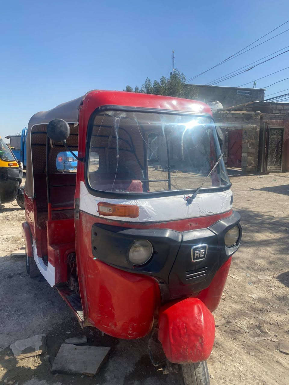 السلام عليكم تك تك بجاج البيع موديل 17 محرك 21 مكفول كفاله عامه اوراق 7 كاملات تكفلك بيهن الترقيم السعر 2900 مكاني بغداد الدوره ابو الديشير الرقم ***********
