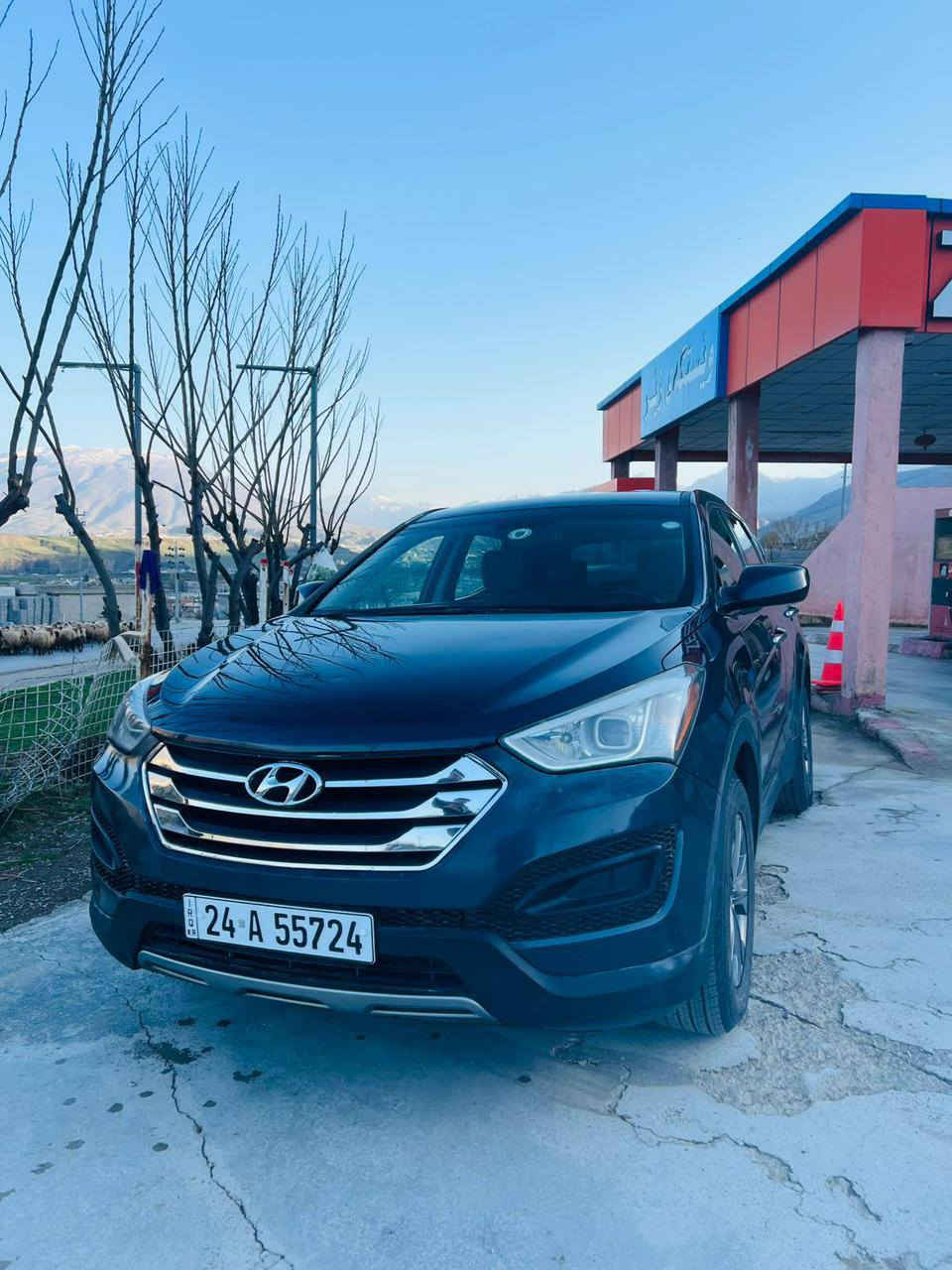 هونداي سنتافي 2015 خليجي أستراد خاص
 سياره حلوه جديده 
بس سندوق سبوخ بدون دواخل شرت 
گيرو محرك بشرت 
رقمو سنويه جديد
 
*********** اكر, نينوى
