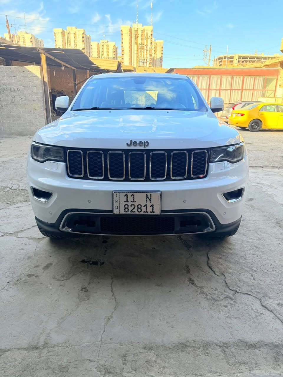 ‏سلام عليكم ورحمة الله وبركاته للبيع جيب لا أريده 2020 Limited شركة هارلم رقم بغداد الدولي سيارة ماشي 80,000 مكان السيارة شارع حيفا رقم الهاتف *********** سيارة مقفولة الصبغ من البارد التبديل
