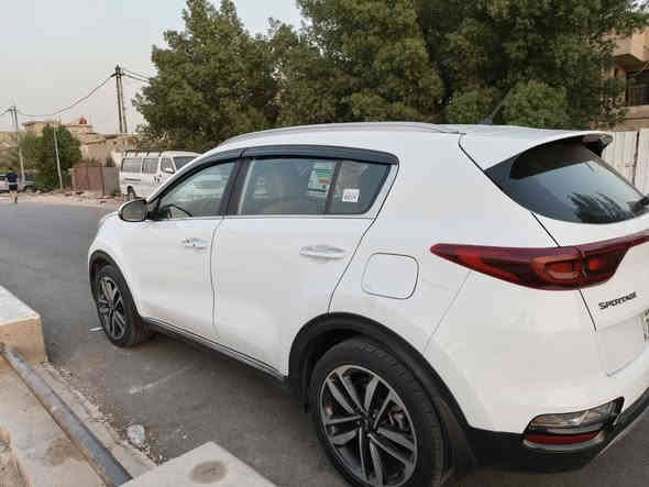سلام عليكم
كيا سبورتج خليجي موديل2019 شكل ال 20 السياره مكفوله السيارة مال بيت استخدام شخصي
المواصفات

1 بصمة
2 بصمة ابواب 
3دخول ذكي+ ترحيب+داخل حمصي
4ويل كب 19 عدد 5
5 كشنات كهرباء
6مري كهرباء
7كامره
8شاشه اندرويد 
9هندبريك كهرباء 
10اوتوهولد
11 نزول منحدرات 
12 ثلاث وضعيات قيادة sport&normal &ec
13 لايت زينون 
14 رقم بغداد الجديد السيارة باسمي + هزة جديدة
15 تبريد قطعتين + تبريد منفصل تدفئة وتبريد+ تبريد بالجكمجة
16 السياره ماشية 89 قابلة للزيادة
17 تخم تاير جديد 
18 حساس امامي خلفي 
السعر/ 213$ 
للاتصال / ***********
غير متواجد على الفيس
