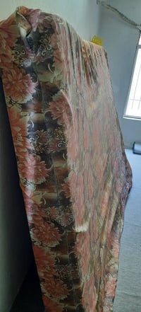 للبيع دوشك نفرين قياس ١٦٠×٢٠٠  السعر ٢٥ الف  07736834665