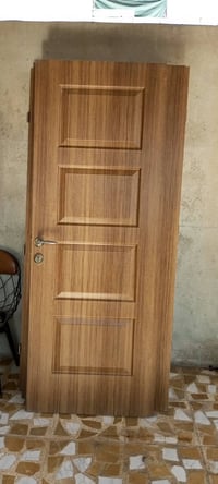 ٦ ابواب • نظافة ٩٥٪ • قفالة شغالة