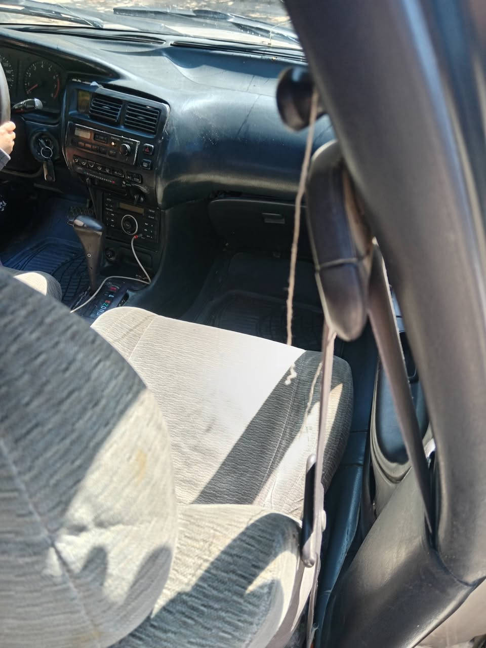 السلام عليكم. كورلا ٩٢ رقم انبارانكليزي مشروع وطني سنويه لل٣٠كيرمحرك صدر كله تمام سياره بيهه جراد وصبغ اثرشخوط بدون دواخل. سعر٤٧ بيهه مجال مكانهه ديالى المقداديه موبايل ***********
