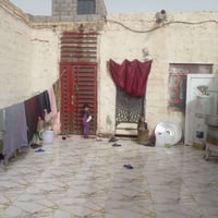 عندي البيت لبيع زراعي مساحته ٢٠٠متر بي غرفتين مطبخ حمام توليد صاله ديو...