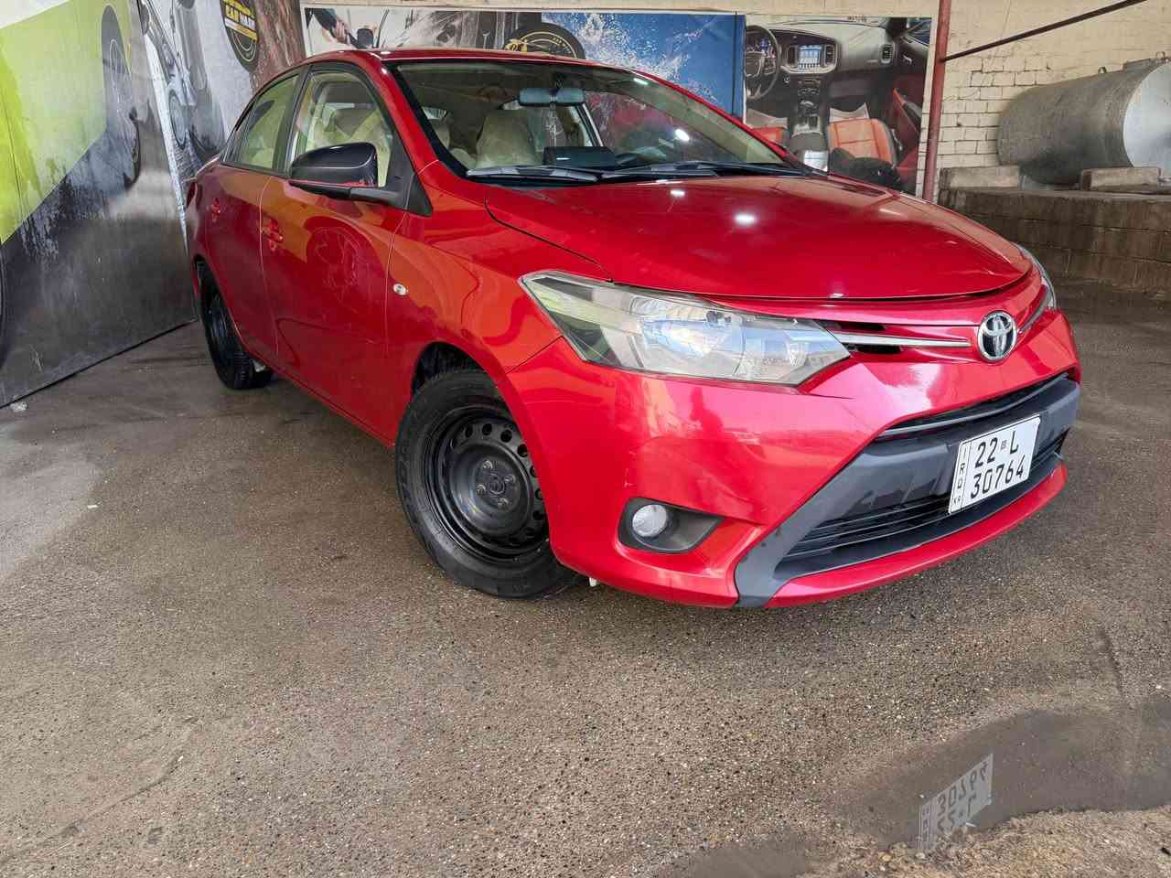 بيع سريع !
تويتا يارس موديل 2014 se 
مواصفات :- 
خليجي داخل اصفر جام كهربائي
شاشة مراية كهربائي
كامرا 
٤ طايرات جديد
هزة و زينكة و رقم جديد لغاية 2031
كير اوتوماتيك شرط محرك و كير تحويل نفس اليوم 
سيارة مال البيت ماشي 105 الف كم
بيها دفتر بانزين

ضرر :- 
شبر بونيت صبخ  بدون دواخل 
جاملخ خلف سائق صبخ بس هلال بدون دواخل 
سعر 107 $
للاستفسار :-
كركوك 
*********** كركوك, العراق

