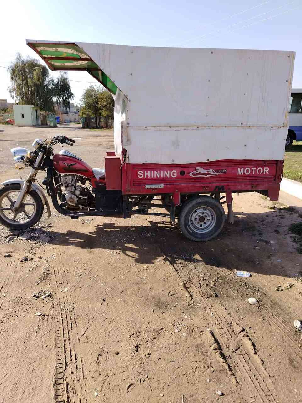 مكلف بالنشر :
بيع سريع ستوته ابو طير خير من الله محرك گير كهربائي كوله شغال تايرات جدد سعر (٧٠٠ الف ) او بي مجال 
رقم صاحبها :***********
