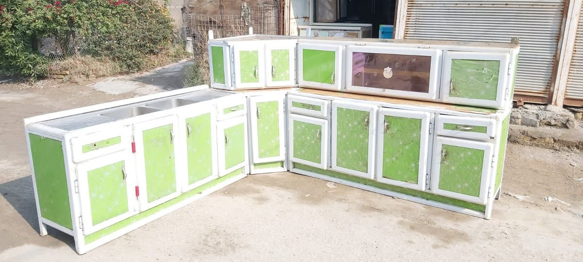 يارزاق كاونتر 5قطع للبيع  بابل قضاء القاسم ***********
