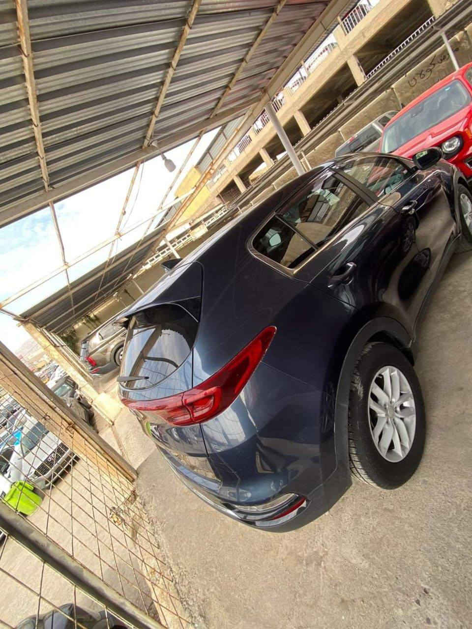 لون نيلي غامق
كشنات مخمل 
تبريد قطعتين
نص فول
المحرك 2500
الضرر مالتها مثل مواضح بالصور
الموديل 2021
شمالية بئسمي 
سيارة احلى من الصور 

***********
