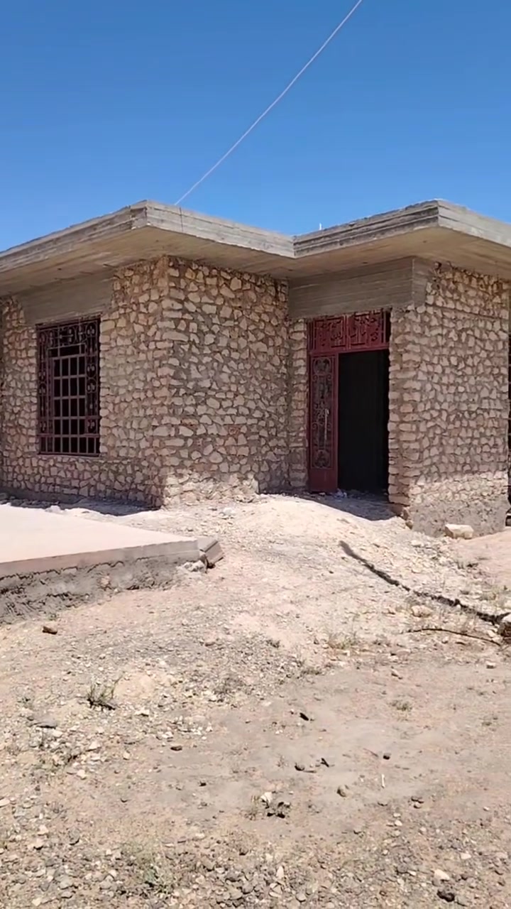 بناء #السمعة: #الإنسان "كلمة وموقف". الصنّاع والعمال اللي يشتغلون بتقوى بغياب صاحب العمل، هم اللي يشتهرون وتجيهم الشغل لحد عتبة دارهم بدون إعلانات.
 للحجز والاستفسار ***********
