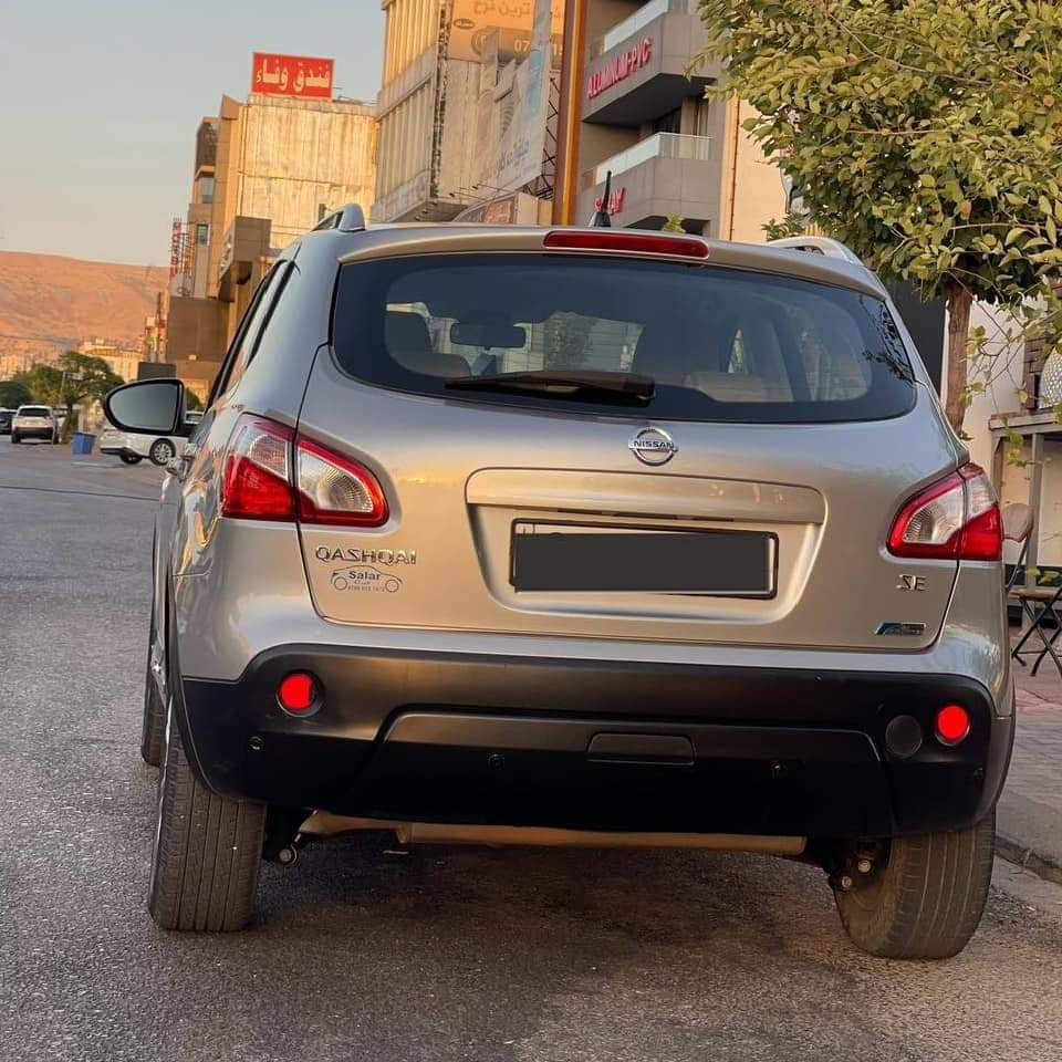 Nissan qashqai  2013
پاک و بێ بۆیاخ (پارچەیەکی بچووک سارد) مەکینەی 2.0L خلیجی . 

***********
***********
