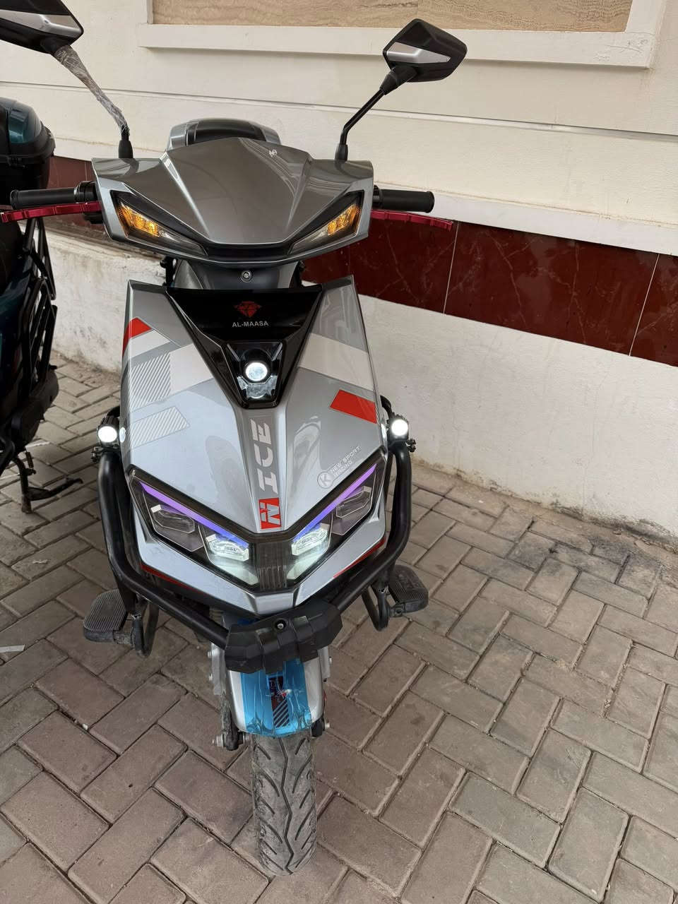 السلام عليكم 🫡 موطورات للبيع سكنس شبح الماسه الواحد ب 650 وبي مجال حك جيه بطاريات 6 كله عل فحص موطور شخط مابي نضافه كدام عينك عقل ملف كله بلادي كهربائيات كلها شغاله دبل إشاره بكR بلوتوث كامل مكمل واتساب ***********مكاني رمادي تأميم شارع نخيل
