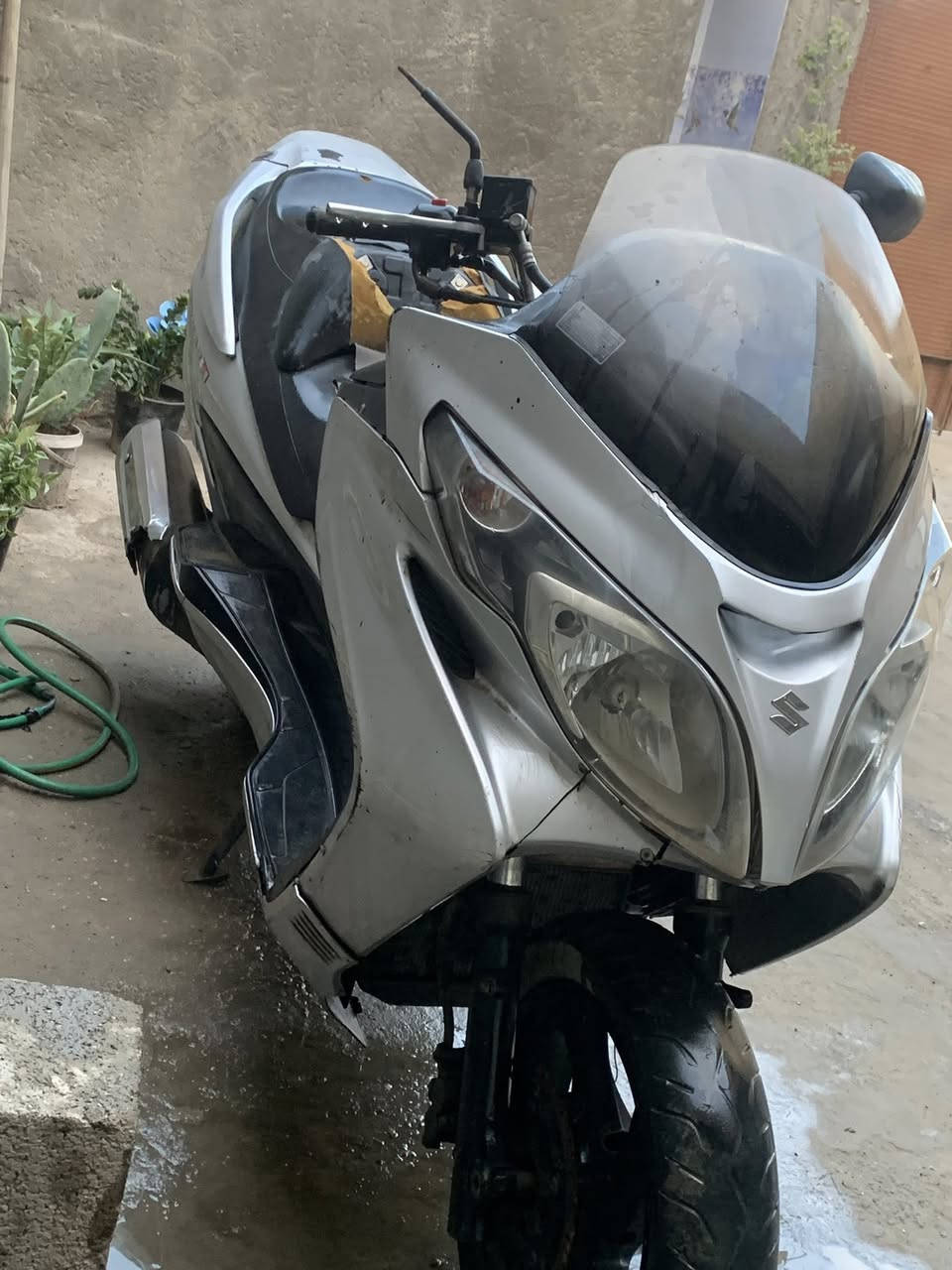 سلام عليكم اخوان دراجه sky wave 400 بصمه  للبيع الدراجه متروكة سنة باتري كاعد وباتري بصمه هم كاعد بيها تبخير بريك خلفي فقط گفراتها كبالكم  راديتر شغال فقط يرادله ربط واير چويتر شغال يرادله تنظيف داخلي  
الدراجه ابيعها الك كوم حديد واكفه !سنه

سعر 300وبيها مجال 
رقم :0777310418
مكاني بغداد الكمالية


**إذا كنت صاحب هذا الإعلان وتريد حذفه لأي سبب، رجاءا أرسل رسالة إلى الدعم الفني**