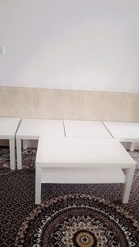 طاولة خشب • متينة • شيك