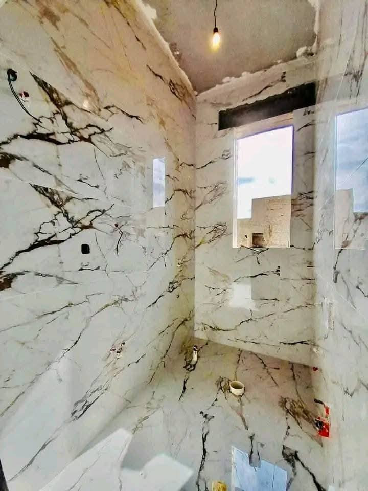 السلام عليكم خلف مصريه درجه اولى سيراميك*********** واتس
