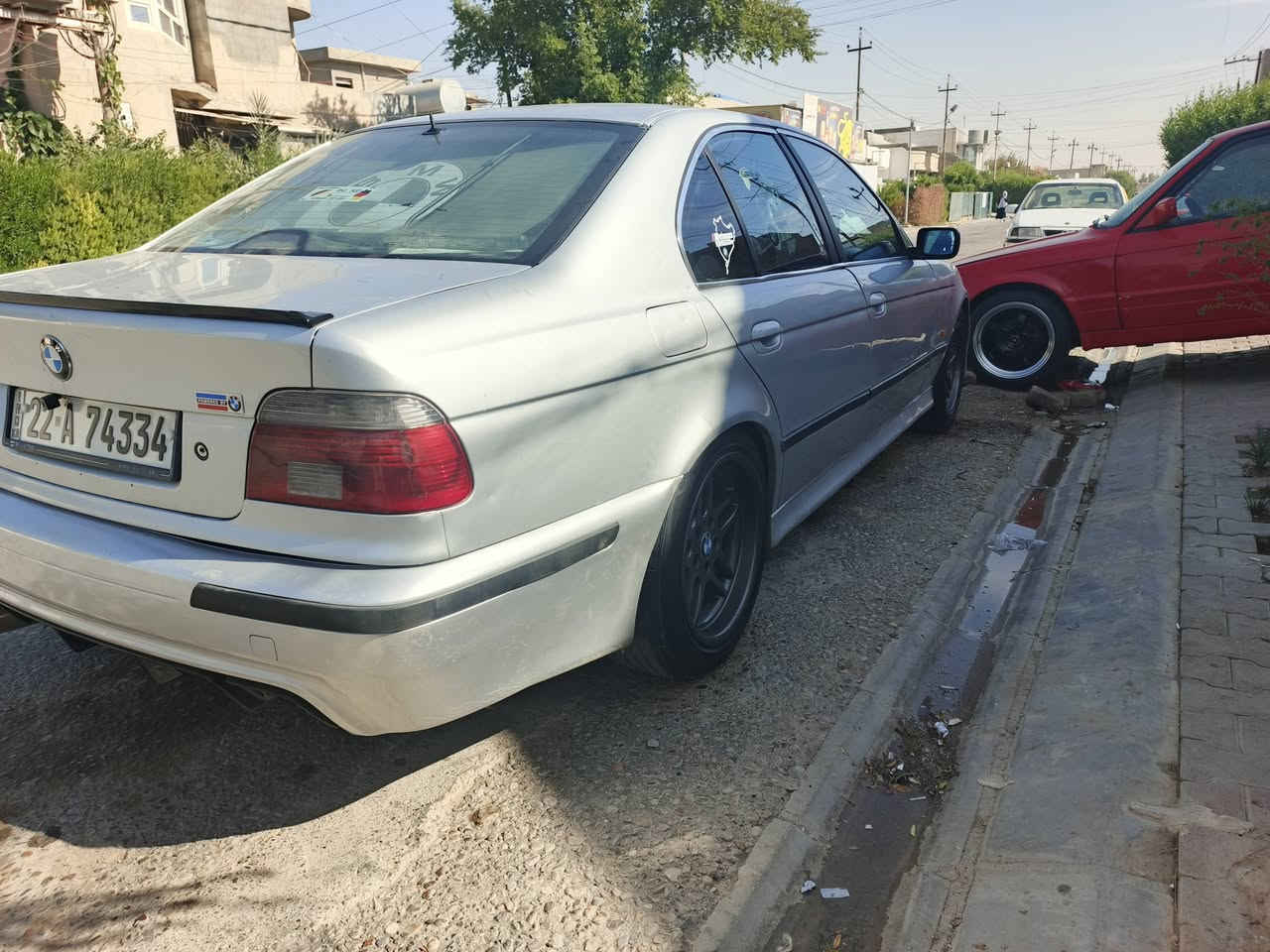 سلام عليكم للبيع بي ام صقر موديل 2001 528بيه ثلاث قطع صبغ جماليه بدون دواخل كير محرك شرط رقم اربيل دولي سنويه صاقطه صار شهر شرط تحويل والوكالة بطاقه بانزين بيه تخم تايرات جديد وياله m سستم زينون سياره كله على ابلاد سعر 105بي مجال بصيط اي استفسار *********** ما متواجد على انترنت
