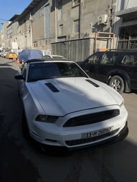 اخوان اريد سي ٢٠٠ مراوس ب موستنك ١٤ بغداد  الي عنده يتواصل واتساب ٠٧٨٠...