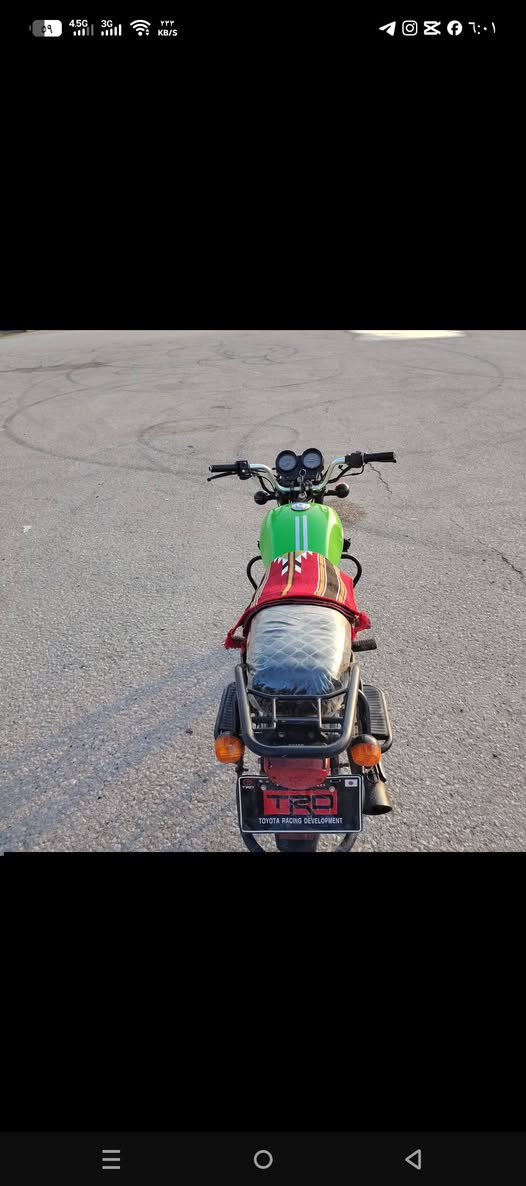 سلام عليكم دراجة دايوان نفخ مديل 2022صولي دراجة ما ناقصهة شي مكفولة كفالة عامة جديدة بمعنة الكلمة مكاني كوت نعمانية *********** بي واتساب ولاخاص مفتوح السعر 1450وبيهة مجال حك الجية
