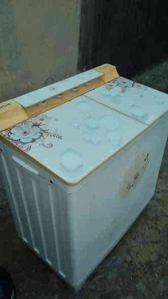 غساله للبيع حجم كبير شغال بشرط سعر 55 الف بيها مجال قليل *********** كركوك حي العروبه
